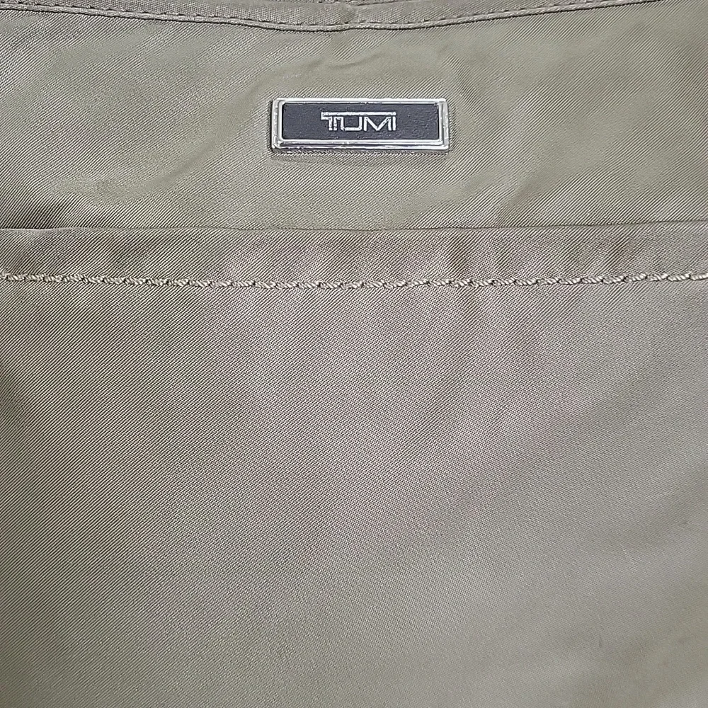 Tumi Olive Green Nylon Crossbody Shoulder Bag - Picture 3 of 16